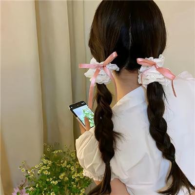 萘娅